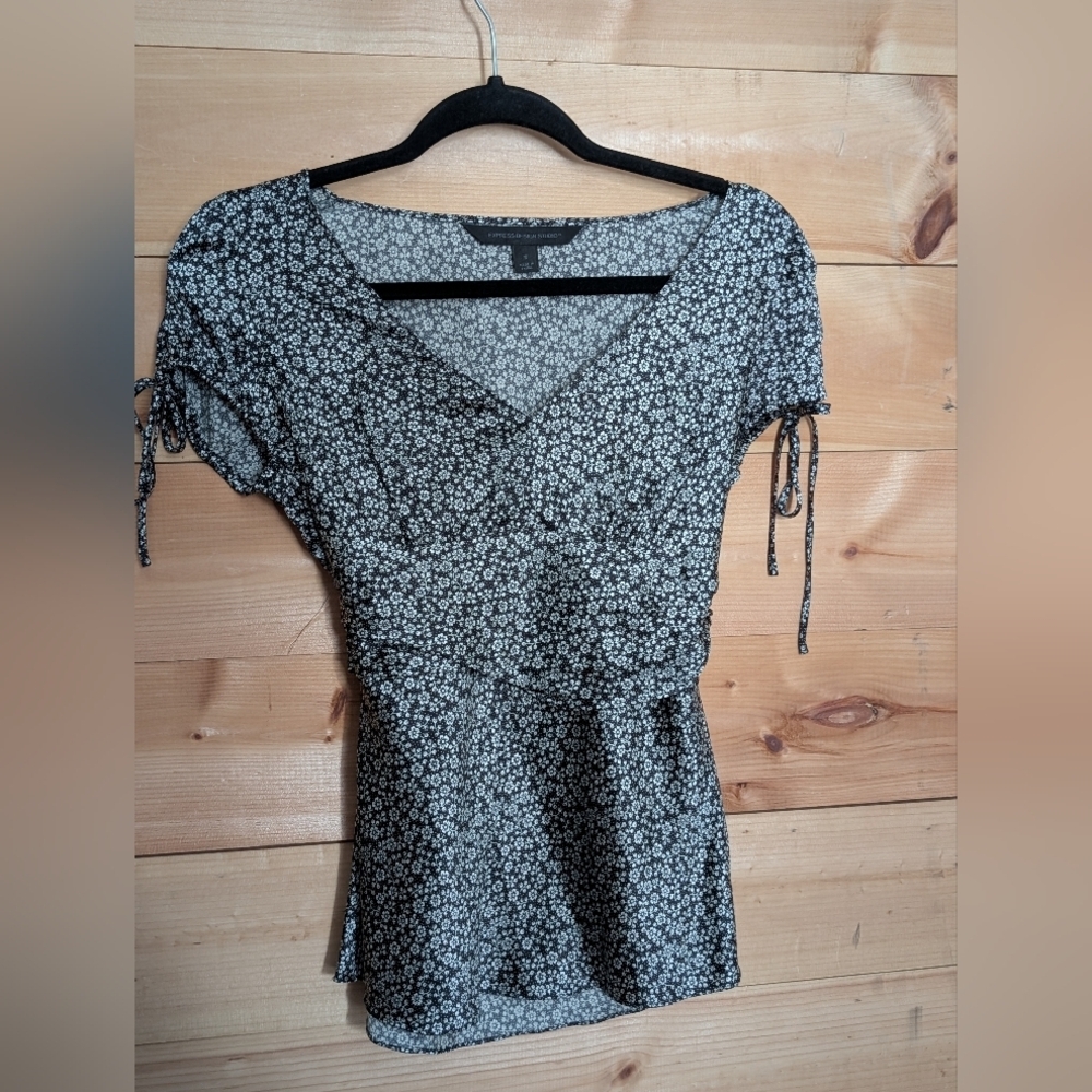 Express Design Studio Black Floral Blouse, Super Cute Tie In Back, Small